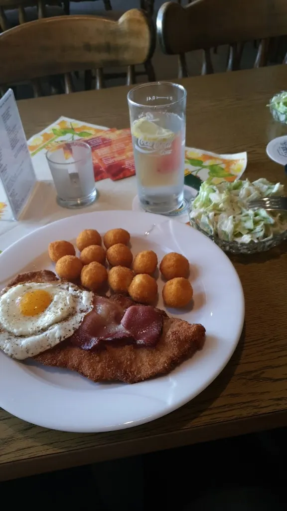 Gaststätte B254 restaurant in Schrecksbach