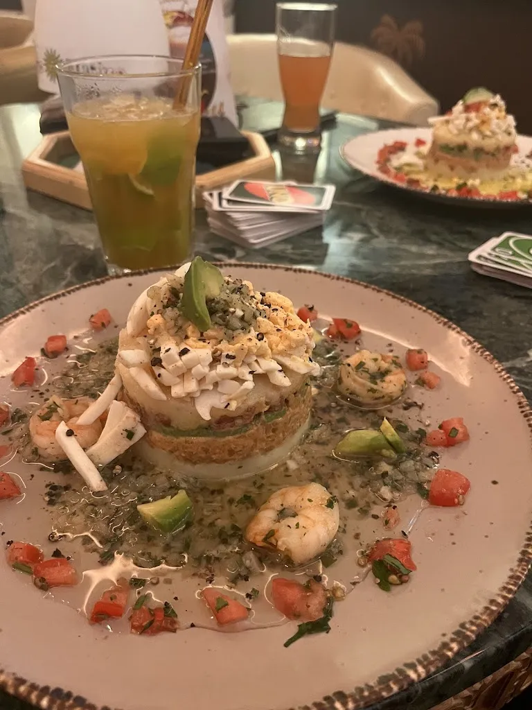 V V_Punto Latino_Taunus_review