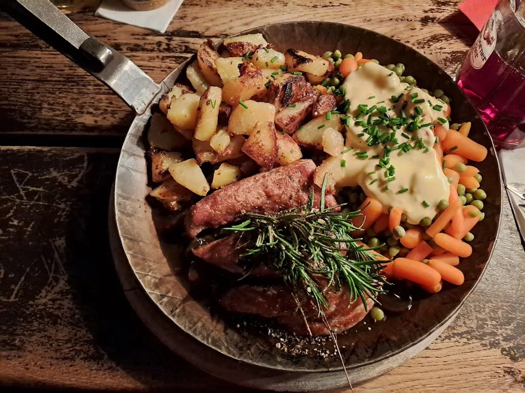 Old Times_Sinn_slider_image_3