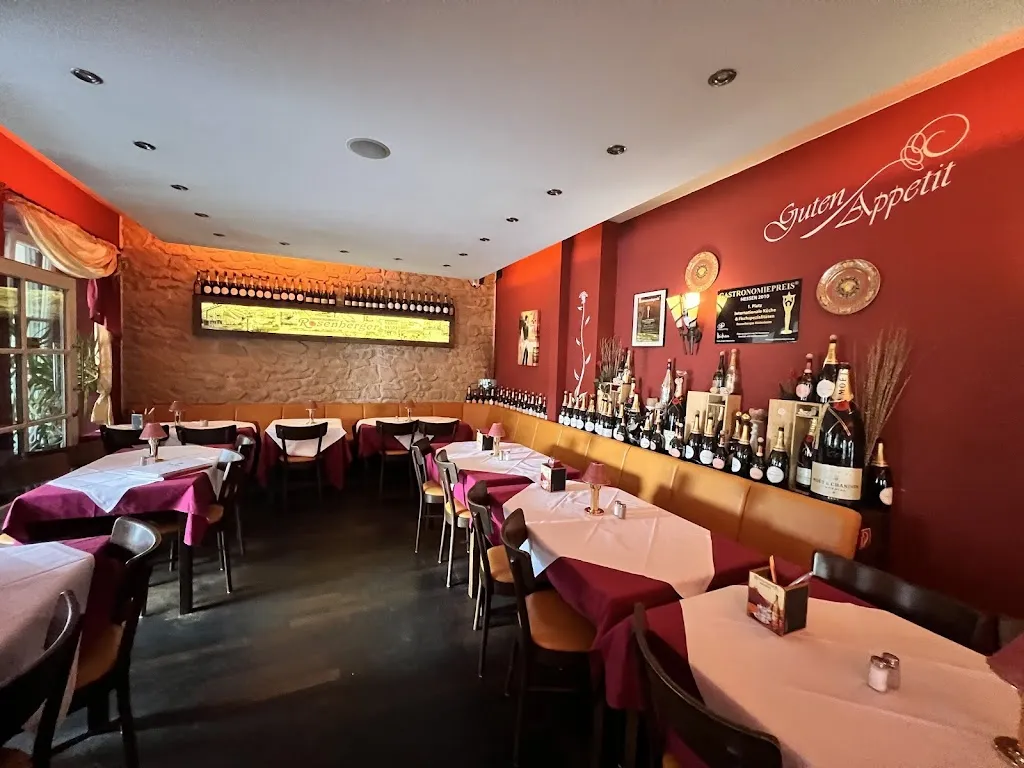 Restaurant Café Rosenberger_Rhein_slider_image_1