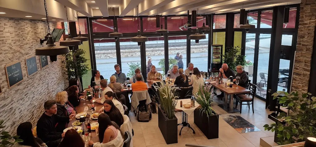 Terrasse 14 Restaurant restaurant in Rhein