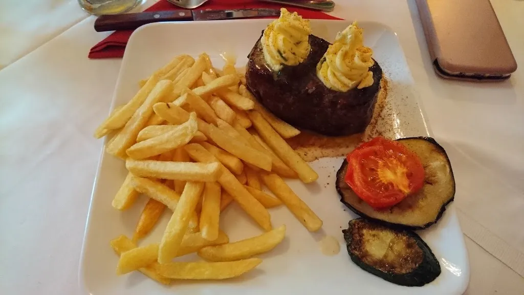 Villa Weil Restaurant_Rhein_slider_image_3