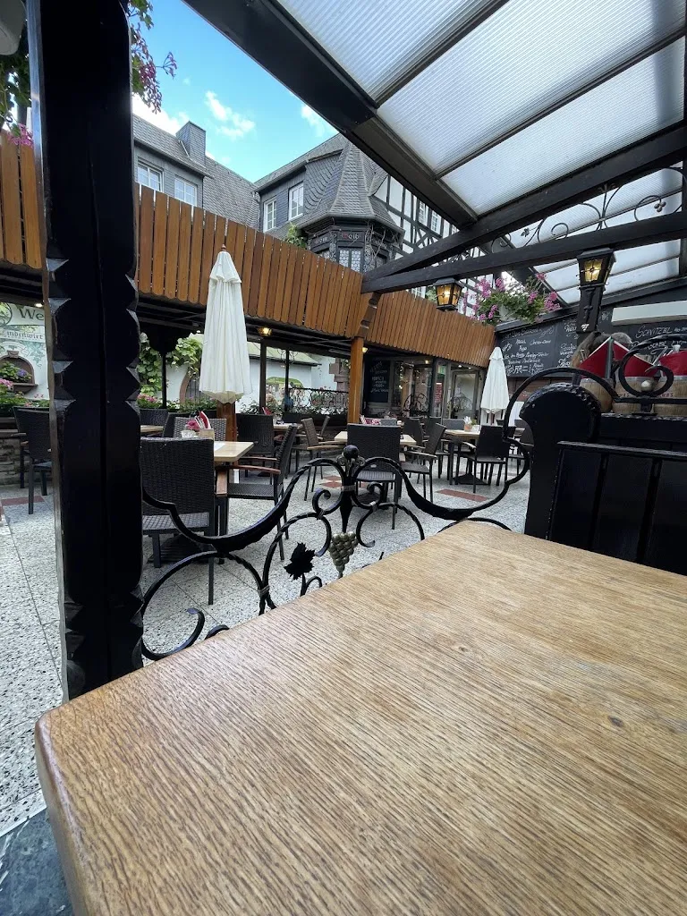 Tom Lachowicz_Weinhaus Drosselhof_Rhein_review