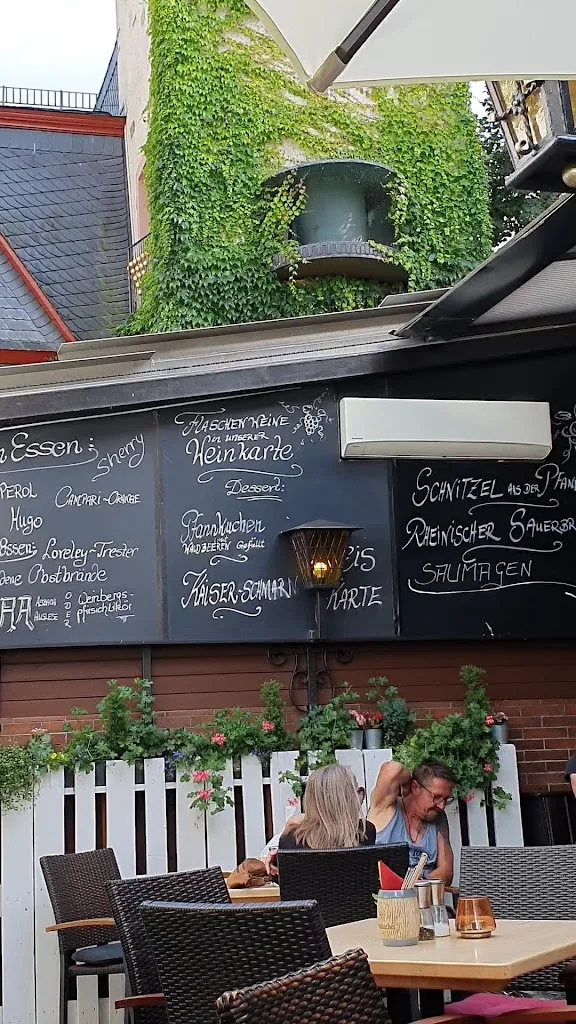 Weinhaus Drosselhof_Rhein_slider_image_2