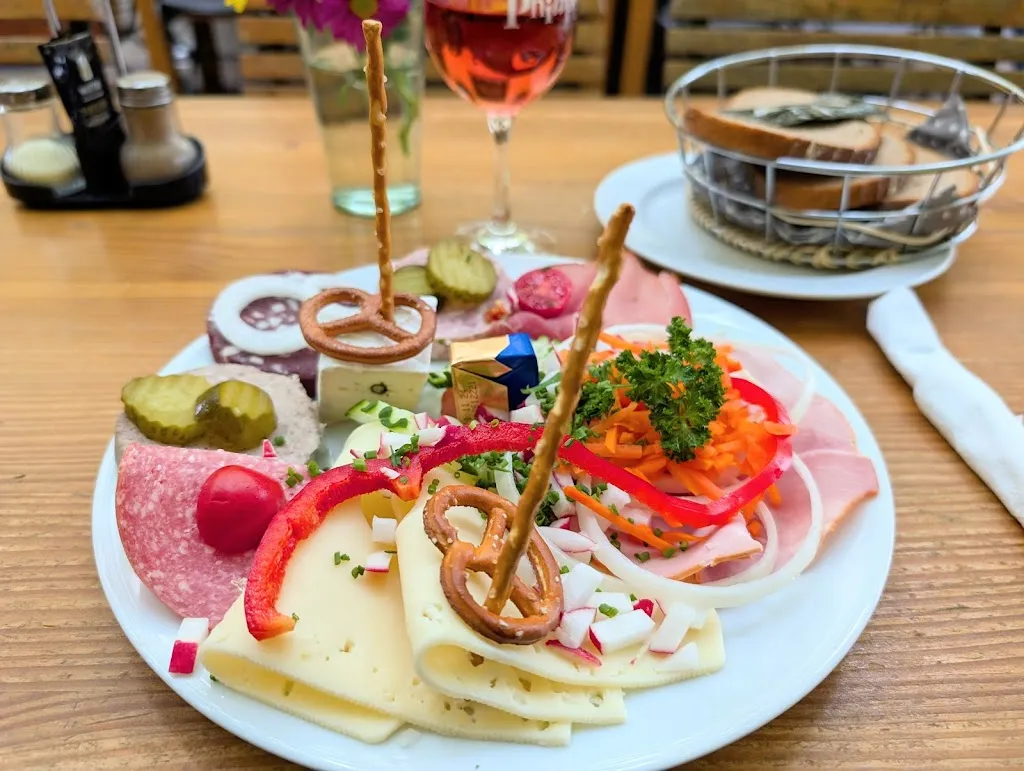 Weingut - Gutsausschank Herbert Philipp_Rhein_slider_image_3