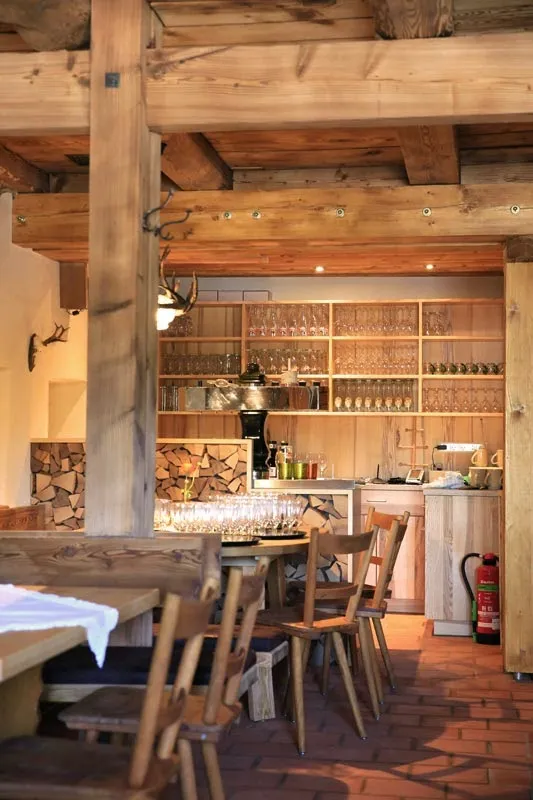 Hof Höfen - Familie Rommel GmbH & Co. KG restaurant in Allensbach