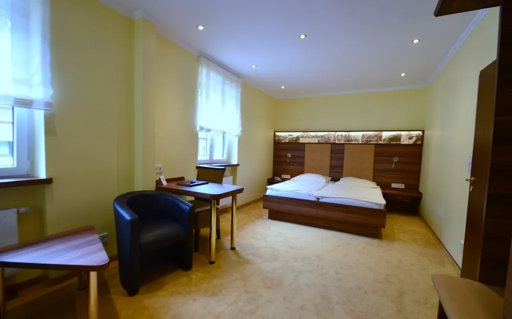 Hotel Unter den Linden - Pernille Klingenburg_Rhein_slider_image_2