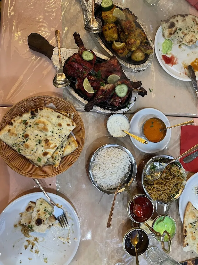 Salman Saeed_Noor Palace_Renningen_recensione