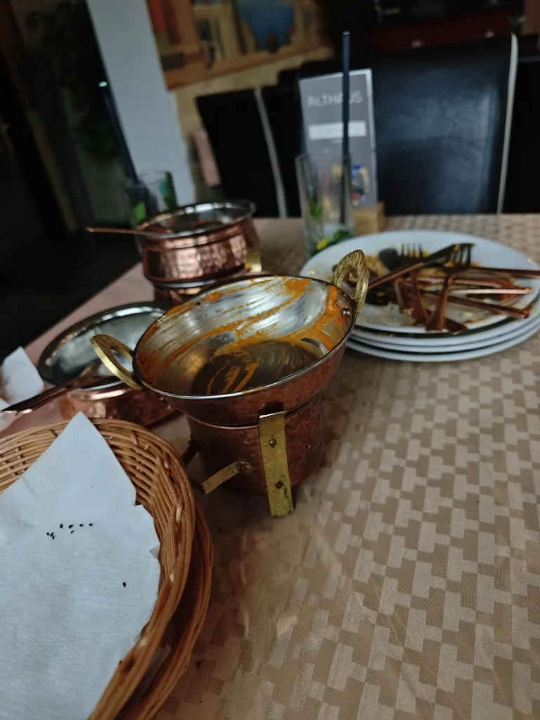 Adel AA10_Noor Palace_Renningen_recensione