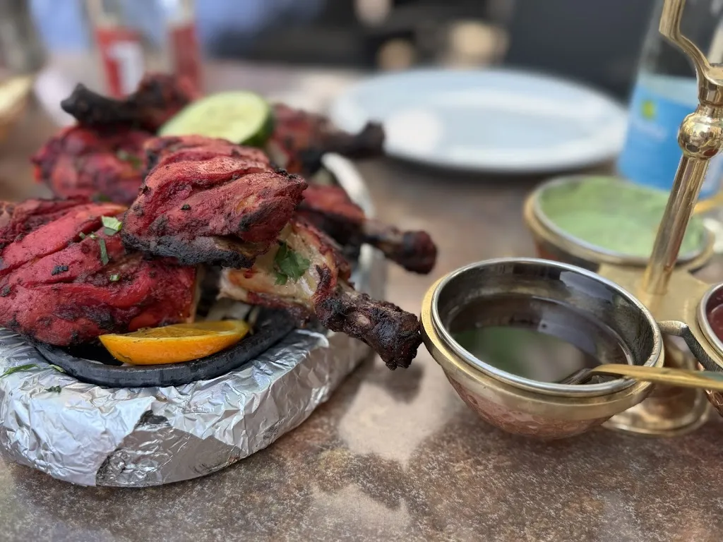 Muhammad Ehsan_Noor Palace_Renningen_recensione