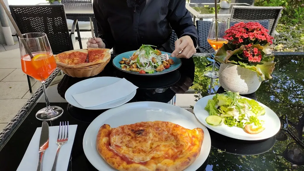 La Taverna - Ratsschänke_Staufenberg_slider_image_3