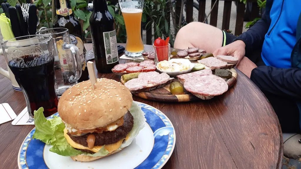 Menu_Gaststätte Bauernschänke_Straße_image_9