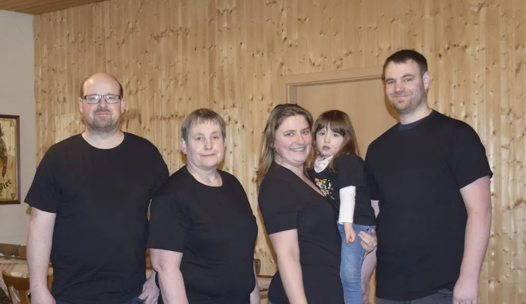 Gaststätte Bauernschänke_Straße_slider_image_3