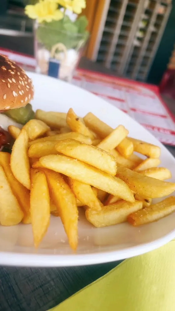 Autohof Schlüchtern Distelrasen / Cafe66_Schlüchtern_slider_image_2