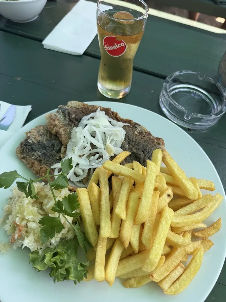 Karolina Vikyol_Uwe’s Fischerhütte_Heringsdorf_review