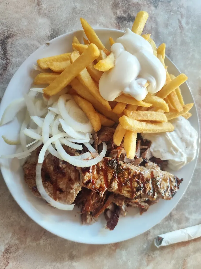 Saloniki Grill Waldniel_Schwalmtal_slider_image_2