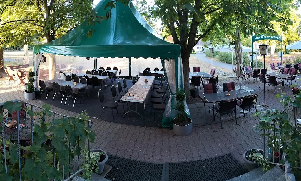 Biergarten & Restaurant "Zum Grundstein" uff de Hessenaue ristorante a Trebur