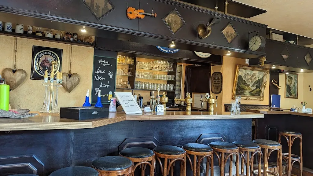 Bayrisches Restaurant Löwenstüberl restaurant in Taunusstein