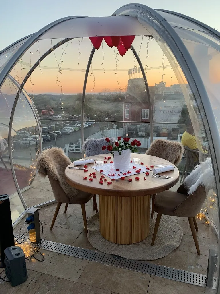 Laura Bird_Restaurant FENIX RUST_Rust_review