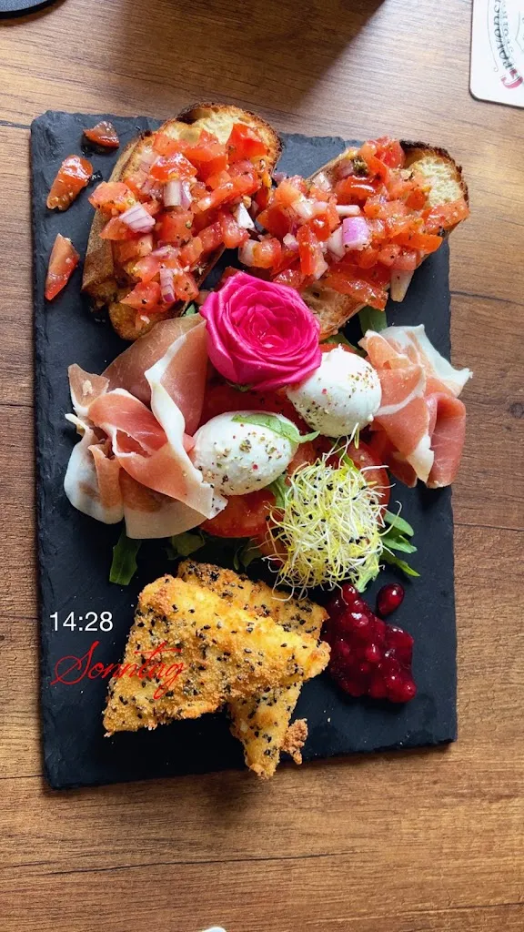 D. S._Restaurant Lahnterrasse (mit Biergarten )_Weinbach_reseña