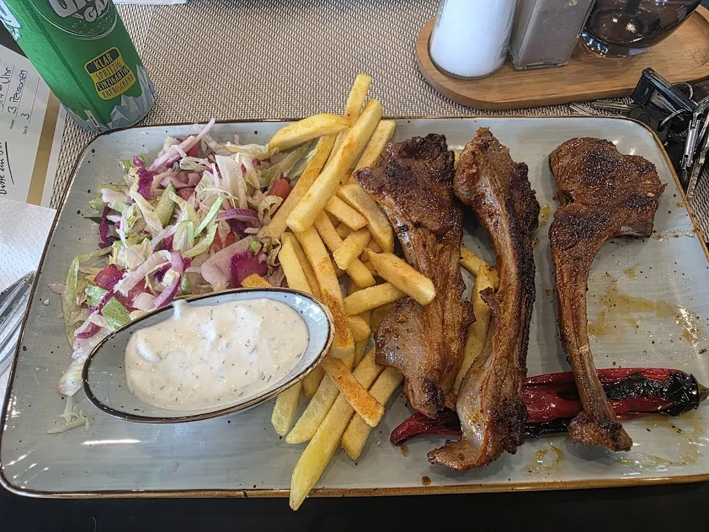 Dimitri Pawlenko_Mitanni Grill & Restaurant_Vellmar_review