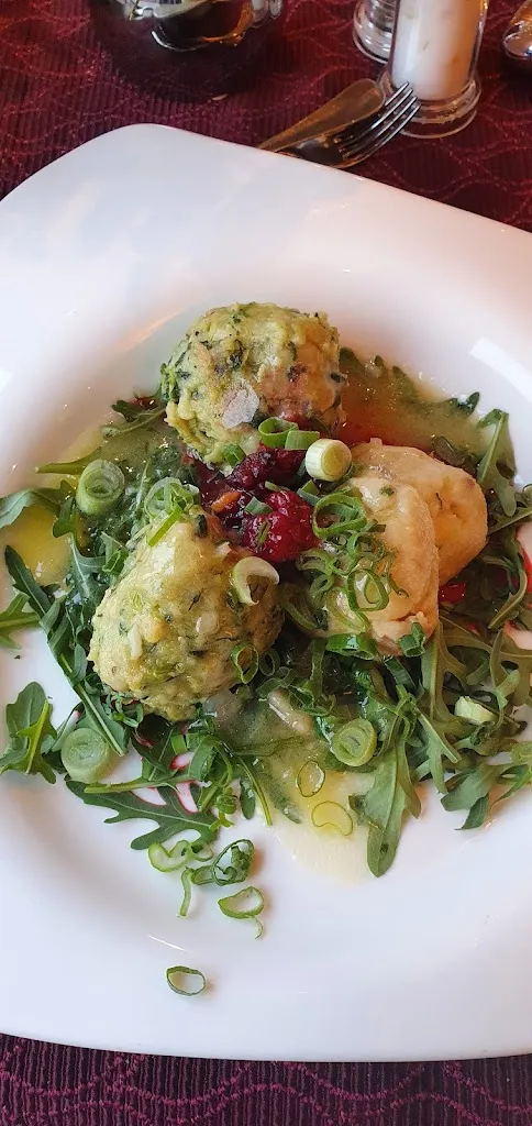 Menu_L´ami - DAS Restaurant im Hotel FREUND_Vöhl_image_6