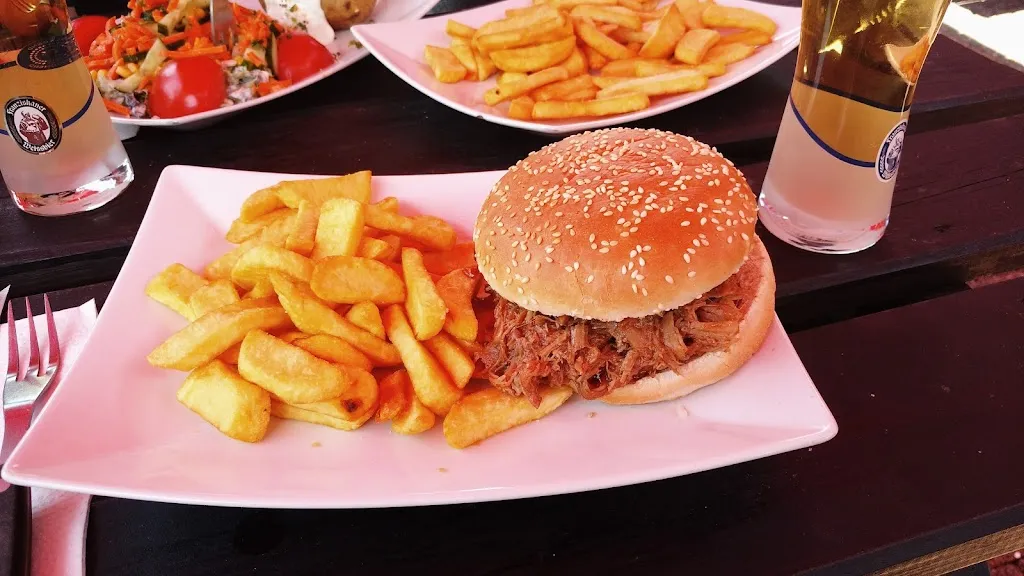 Zündstoff Edersee - Restaurant - Bikertreff - Western-Motel_Edertal_slider_image_3