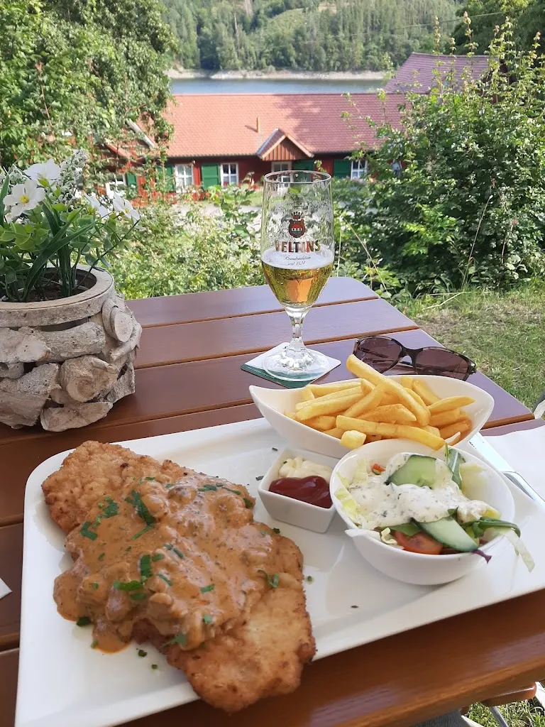 Gabriele Schulz_Fürstentalklause_Waldeck_review