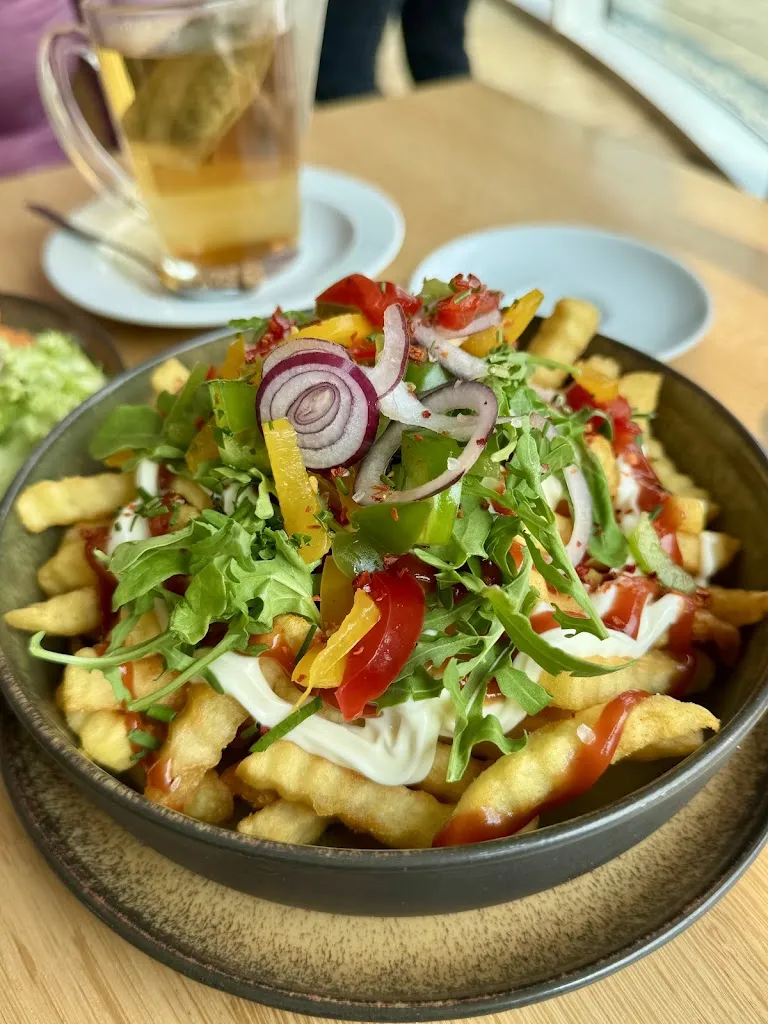 Katharina Jaspers_Gastraum Im Nationalparkzentrum_Vöhl_review