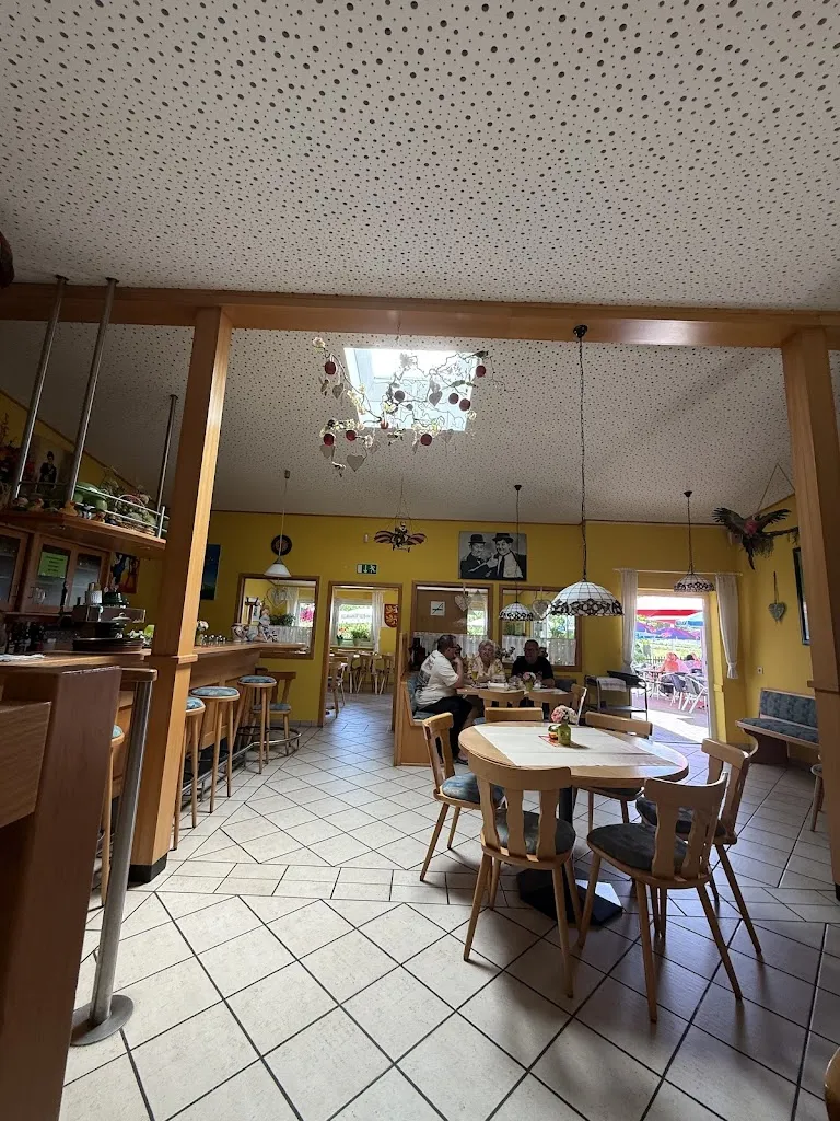 Pablo Sanchez Carmenado_Zum Bizzenbachtal_Wehrheim_review