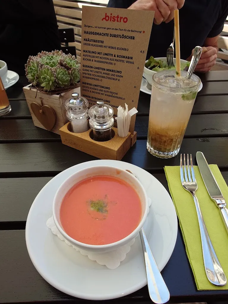 Tanja Rüegg_bistro Bächtelen_Köniz_review