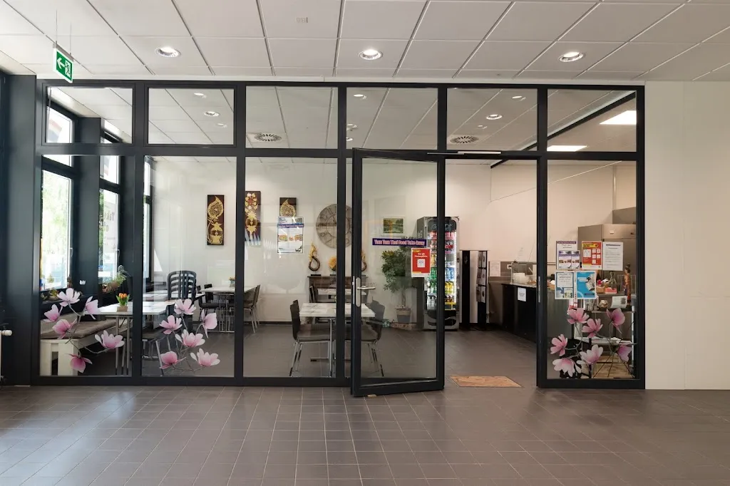 Yam Yam Thai Food_Bern_slider_image_1