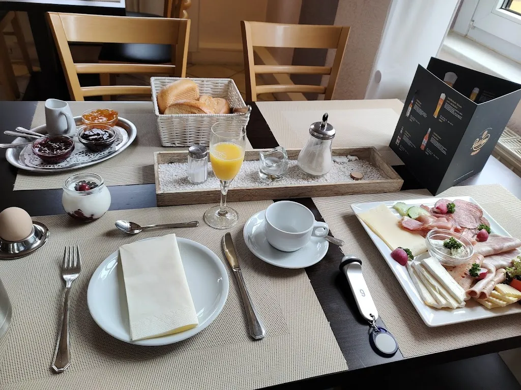 Hotel-Restaurant zur Post restaurant in Wabern