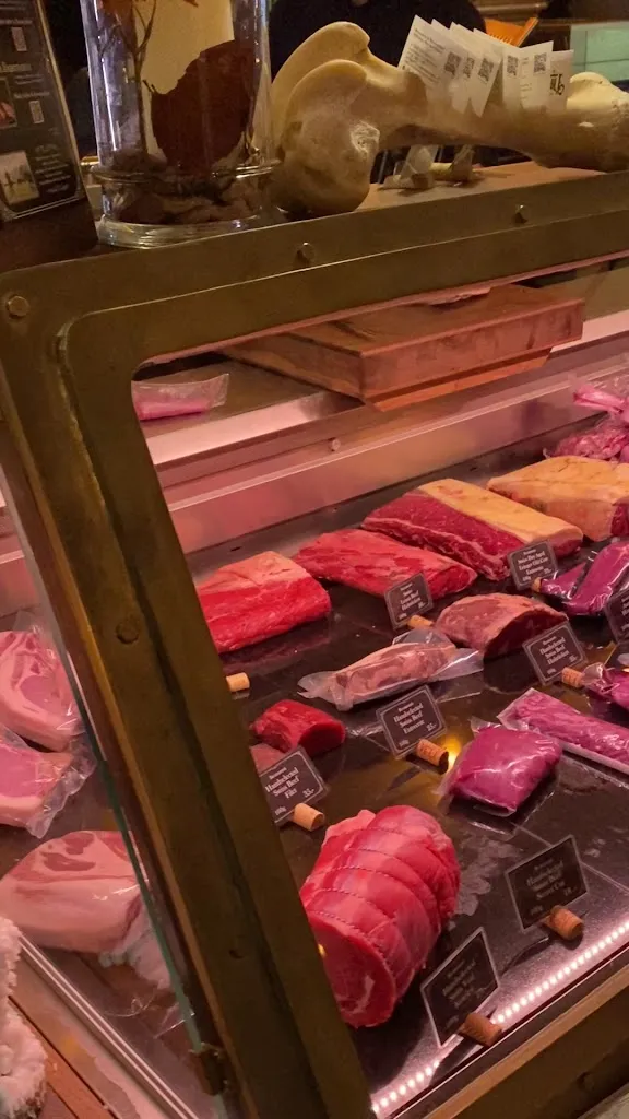 Williams ButchersTable - Bern_Bern_slider_image_2