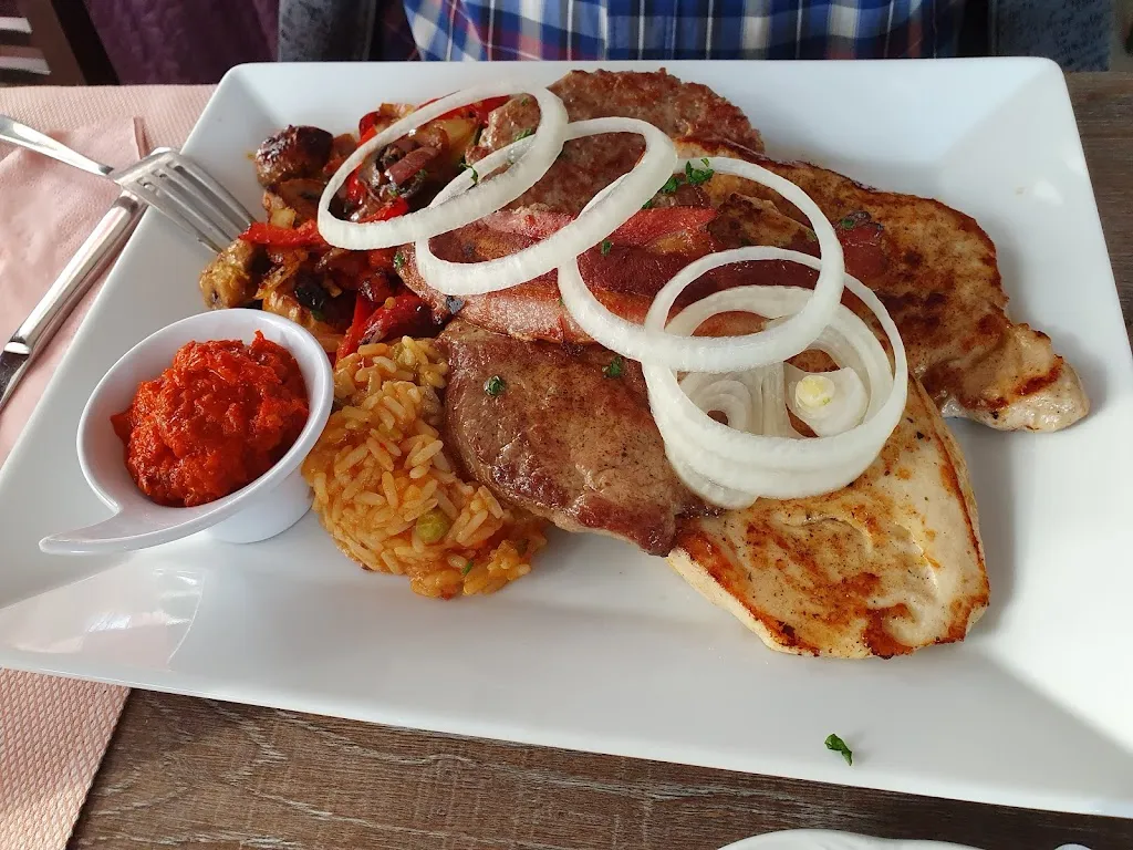 Parlov Gastronomie GmbH restaurant in Walluf