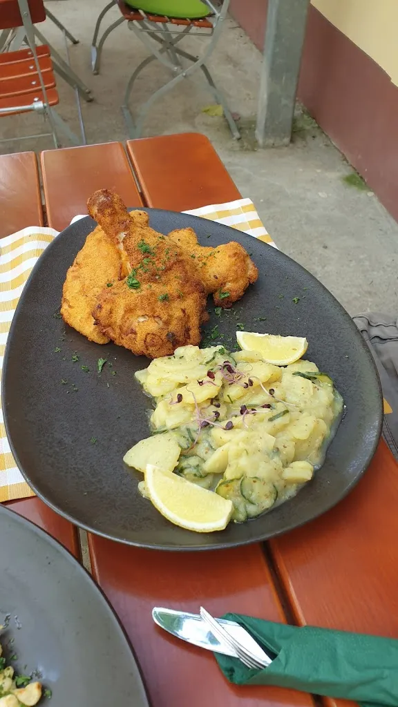 Bettina Haag_Steirerstub'n_Walluf_avis