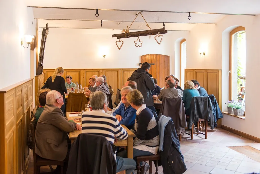 Weinschänke Arnet Mühle restaurant in Walluf