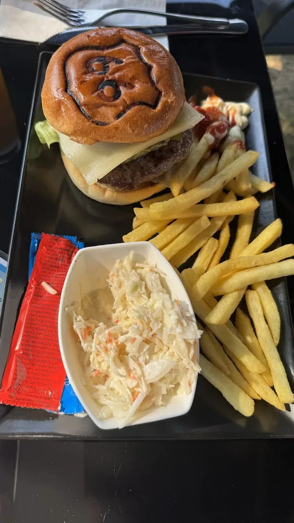 Charly's Diner_Viernheim_slider_image_1