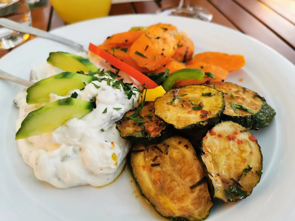 Menu_Karim's Brasserie_Wiesbaden_image_9