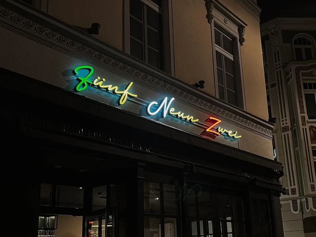 Fünf Neun Zwei | 592 | Modern Italian restaurant in Wiesbaden