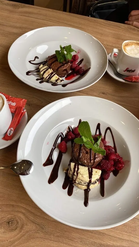 Valentina Narkevičiūtė_MONDO Pizza&Pasta_Schwanau_recensione