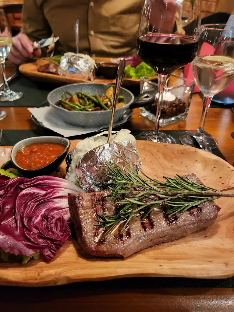 Carmen Alfaro_El Toro Steakhouse_Schwieberdingen_review