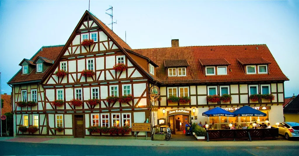 Hotel & Restaurant Zum Schiffchen - Jörg Waßmuth restaurant in Wolfhagen