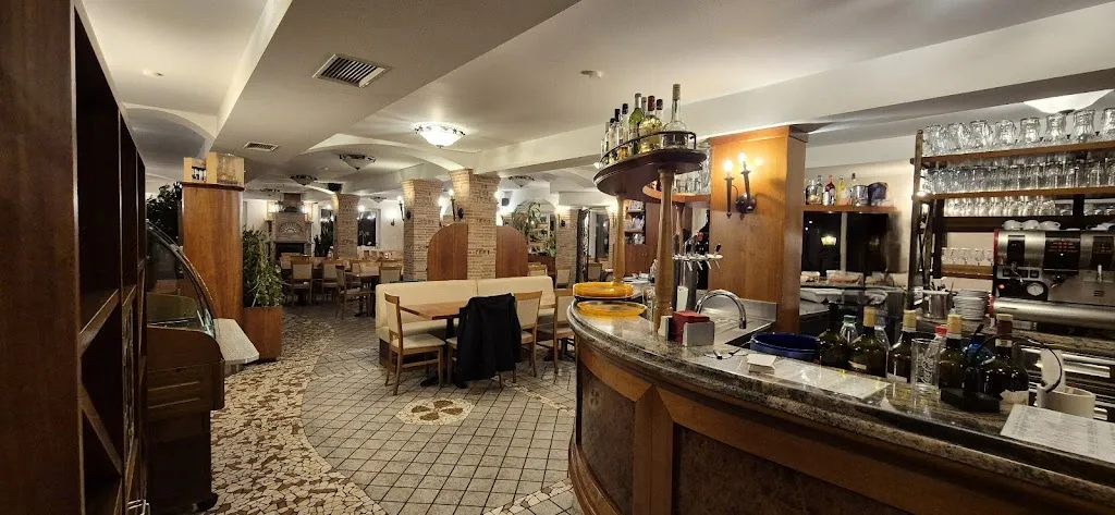 Pizzeria La Lanterna - Marleen Timmoneri_Wolfhagen_slider_image_1