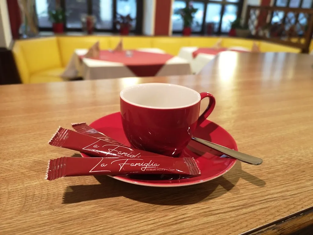 Menu_Pizzeria La Famiglia_Witzenhausen_image_4