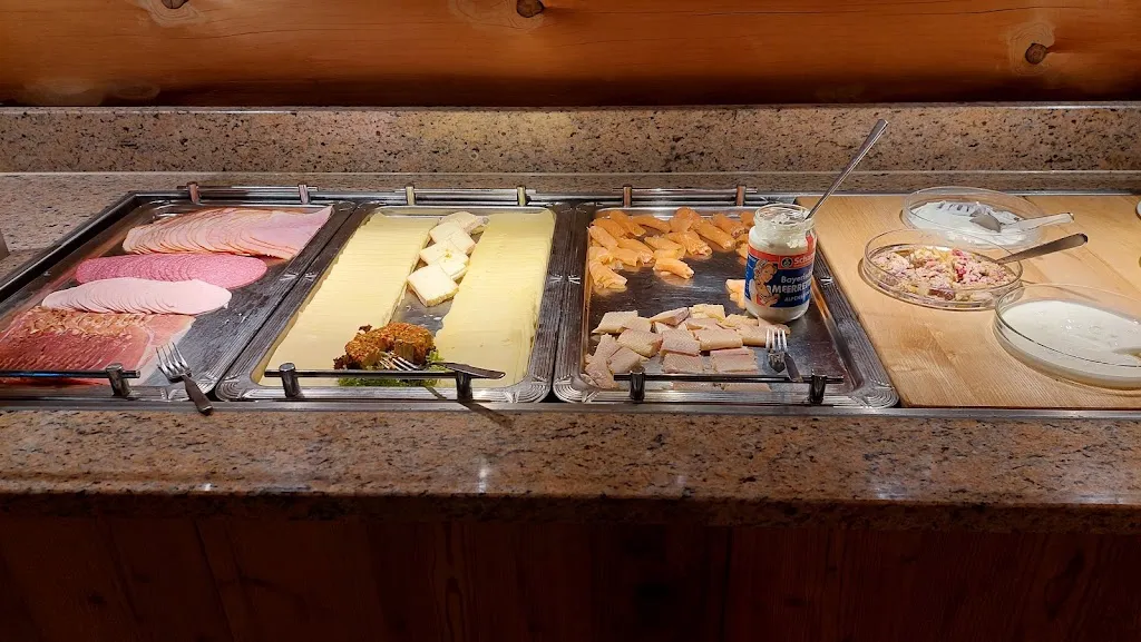 Boris Bechtoldt_Restaurant *Ferienparadies Schwarzwälder Hof*_Seelbach_avis