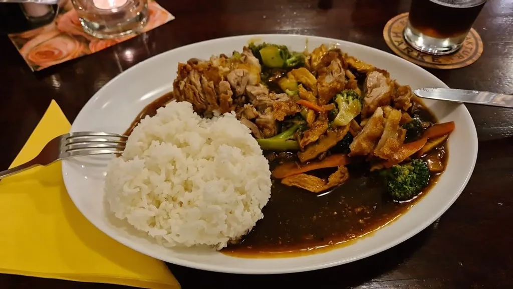 Vina Steakhouse & Wok_Peine_slider_image_3