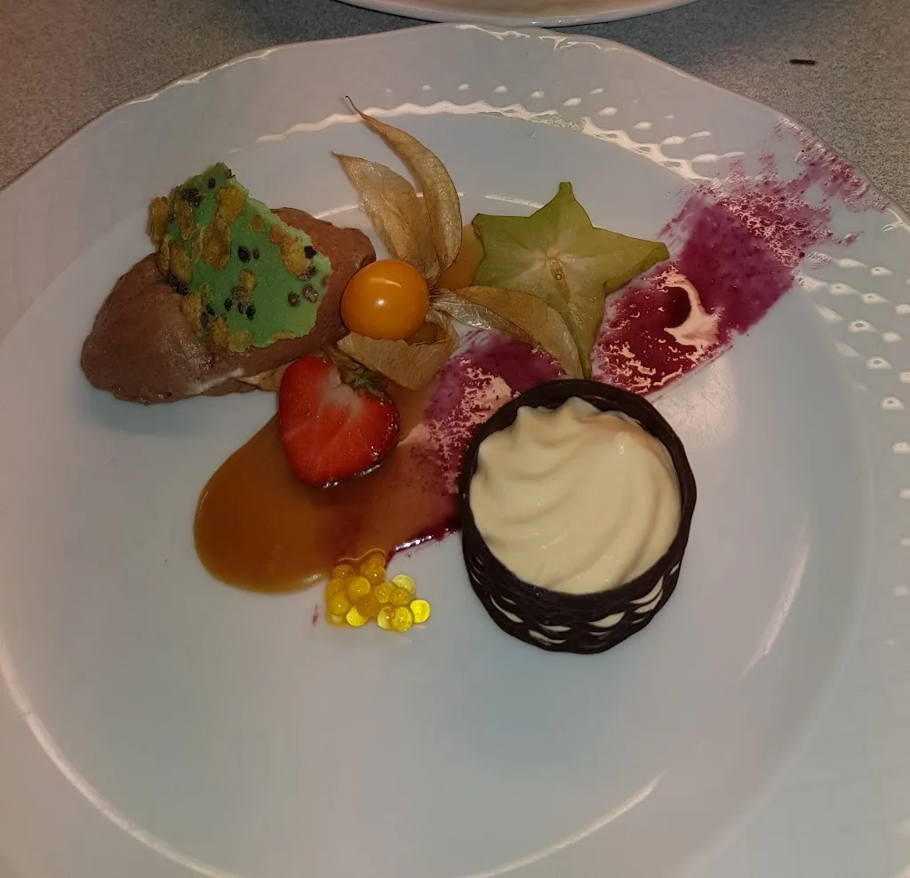 Gaststätte Bollener Dorfkrug_Achim_slider_image_2