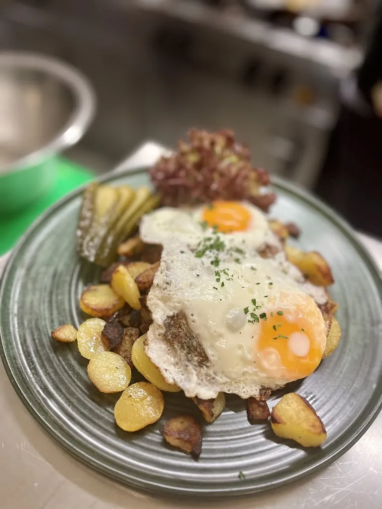 atrium Restaurant - Bar_Achim_slider_image_3