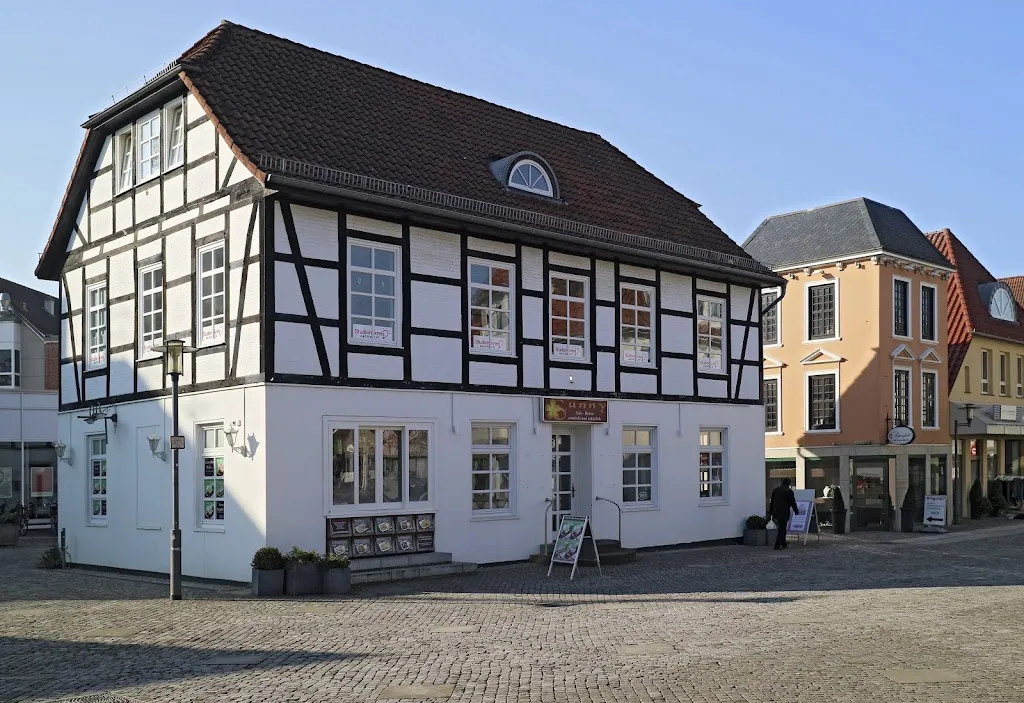 Sunny Asia Bistro_Achim_slider_image_2